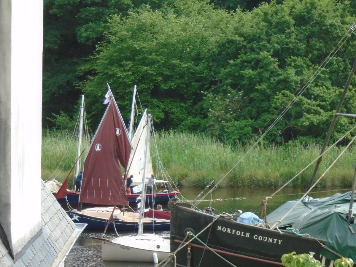 Crew Quarters Port Launay Châteaulin Esterno foto